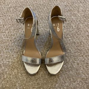 Silver Mix No. 6 heels